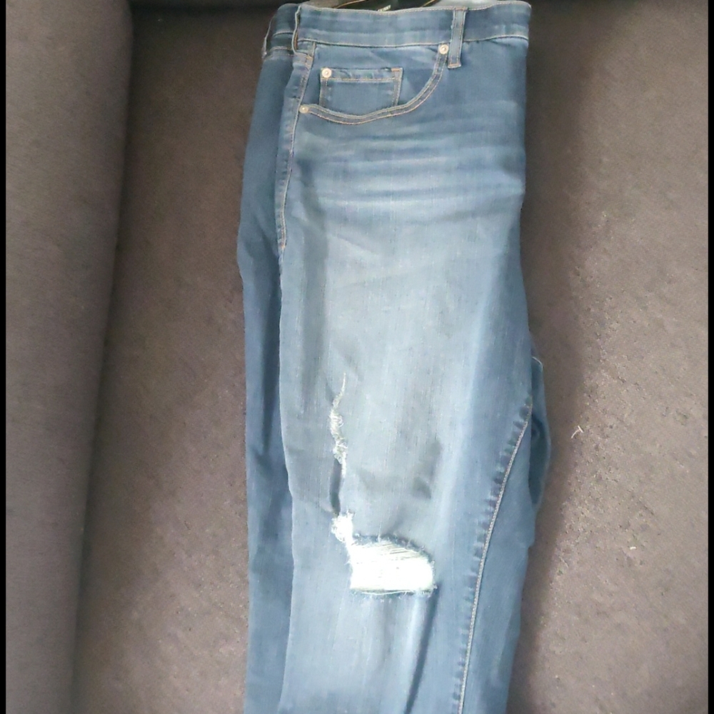 Jeans - Picture 2 of 7